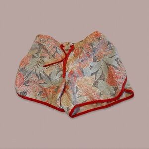 Women’s Columbia running shorts. Size M. NWOT